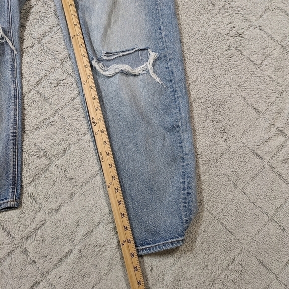 American Eagle Jeans Women's 4 Blue Light Wash Relaxed Mom Distressed Cotton - Picture 10 of 11